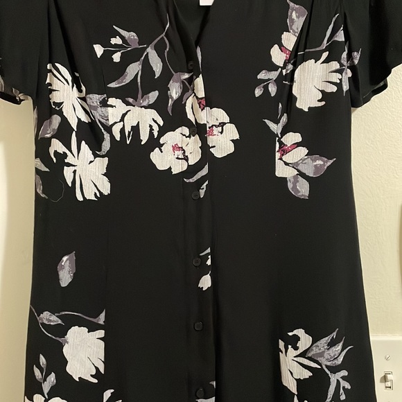 Gentle Fawn Floral Button Down Dress - Picture 2 of 7